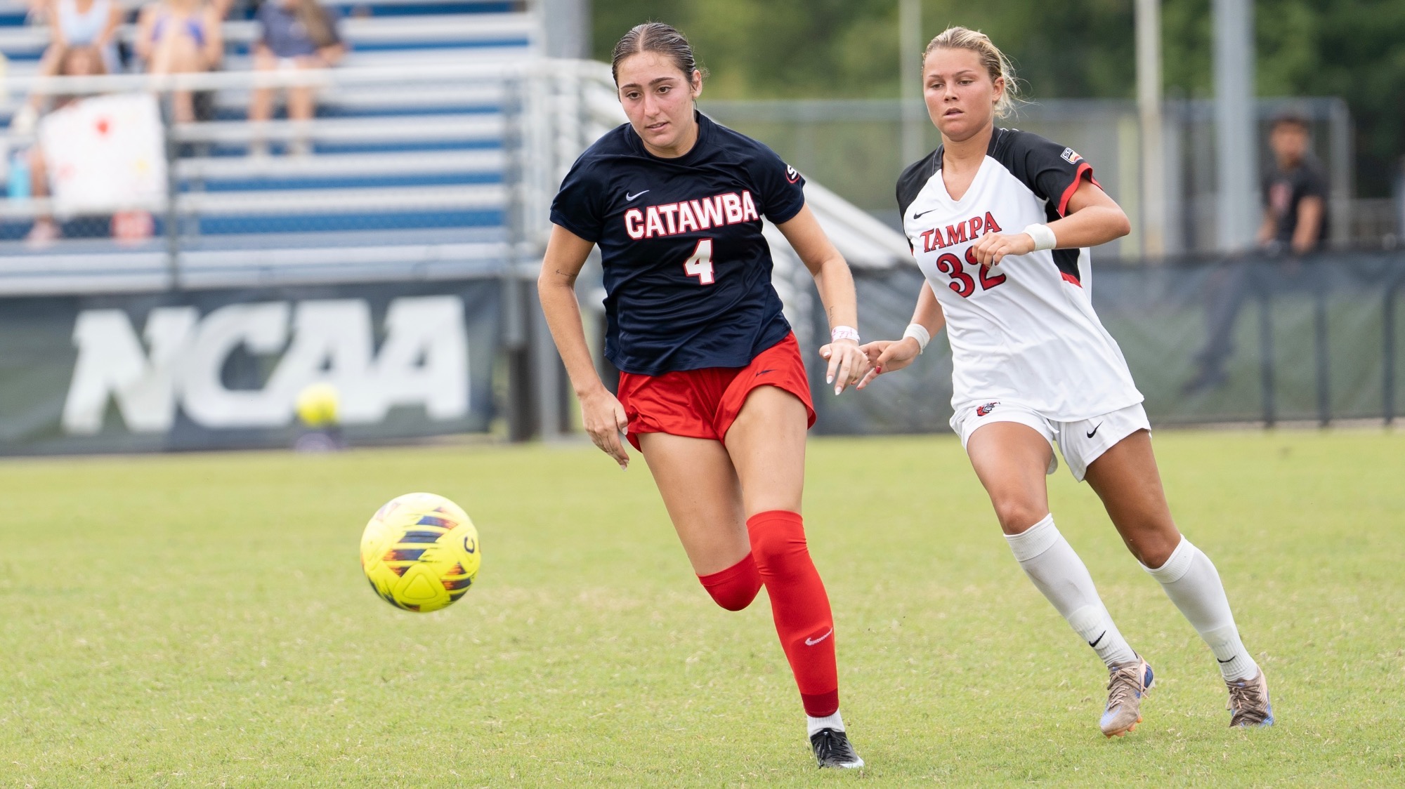 Phoebe Serkin chases down a ball against Tampa