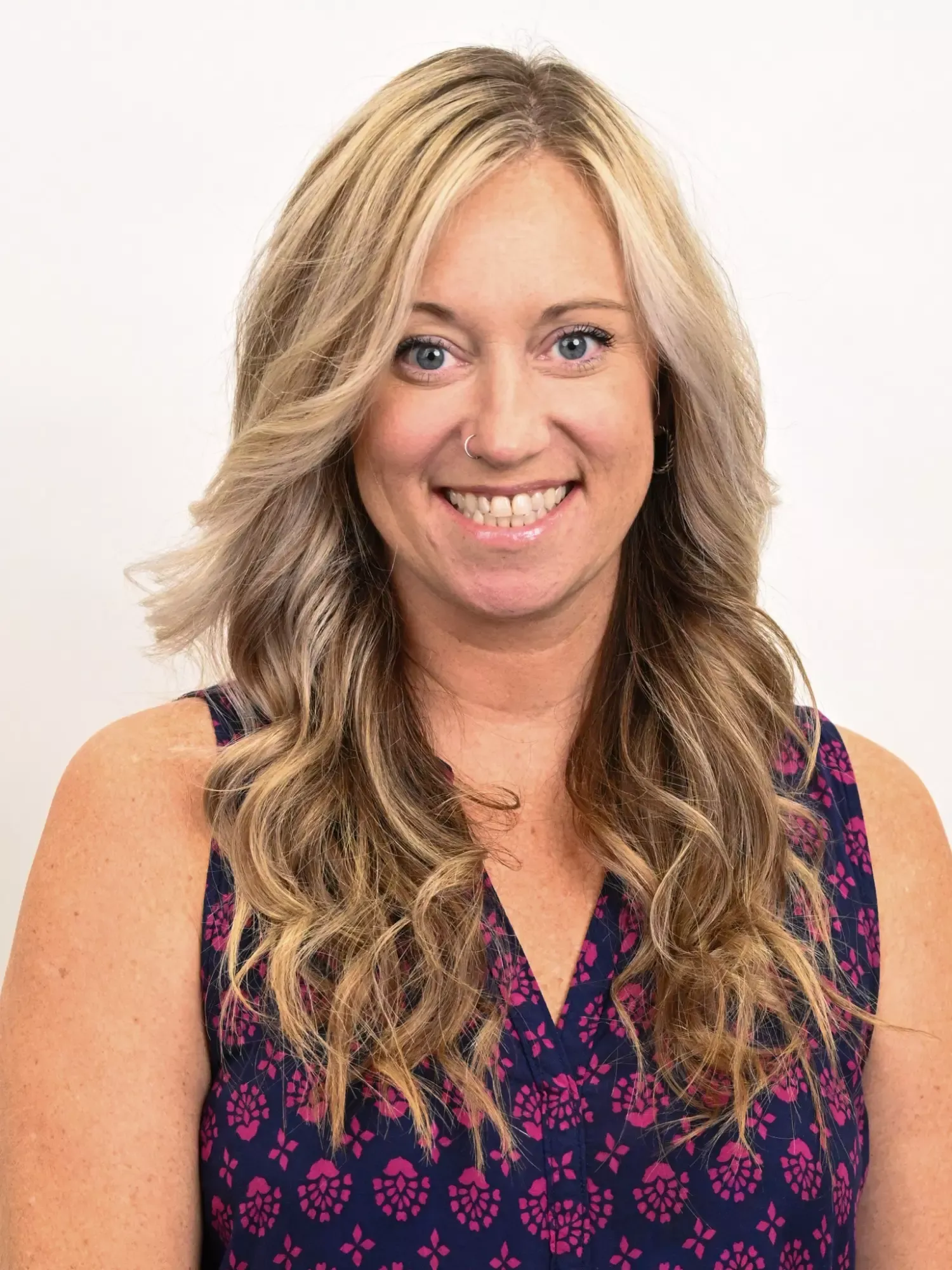 amanda roberts headshot