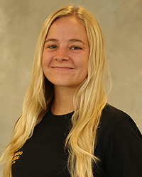 Jessica Woessner Headshot