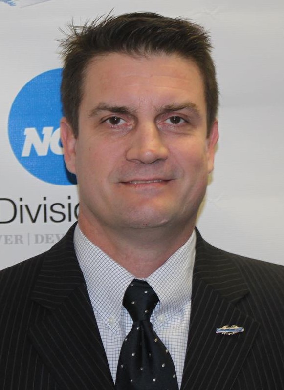 Headshot of MBB Assistant Coach Jason Geleski