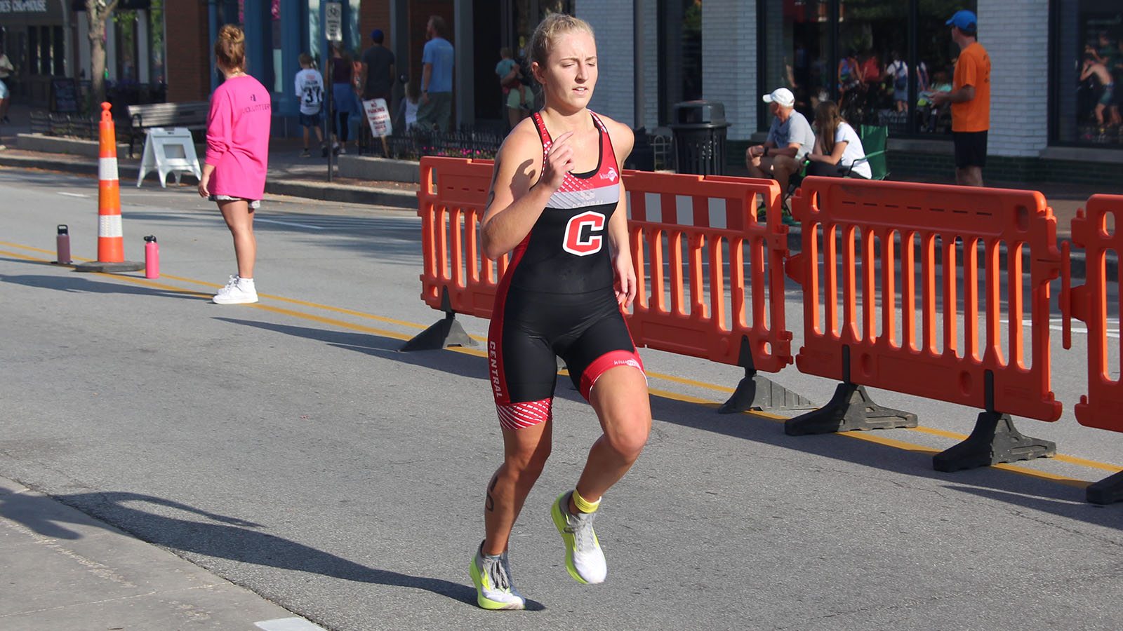 Jessica Carithers Women's Triathlon Central College Athletics