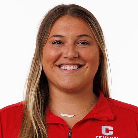 Coach Taryn Barz headshot