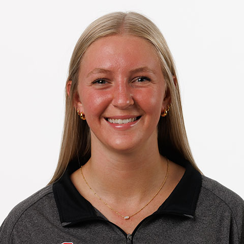 Cally Gribbs headshot