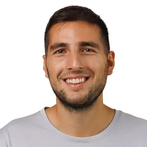 Pauly Apostoplopolous headshot