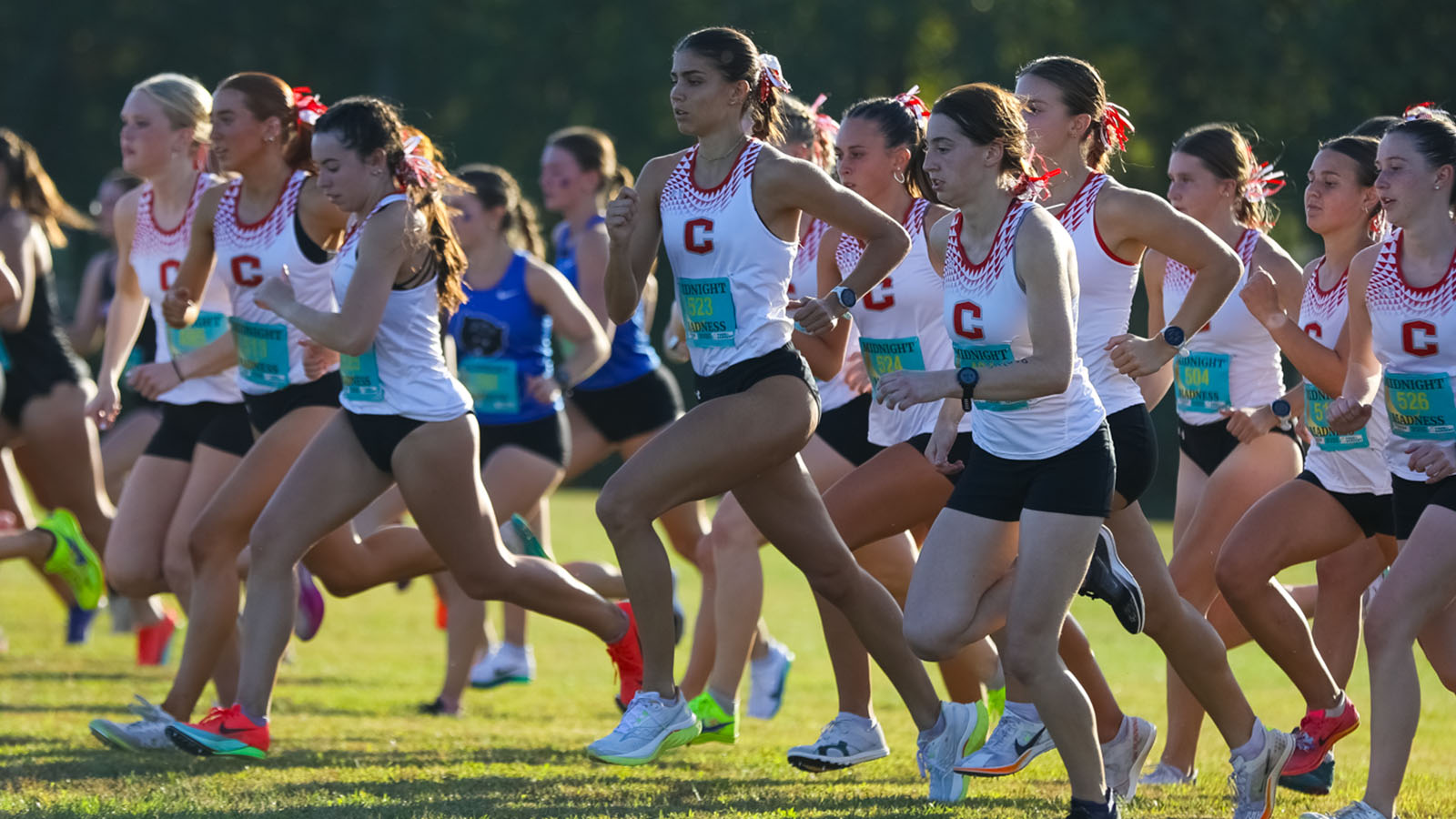 Peyton Steffen leads Central team at start of race