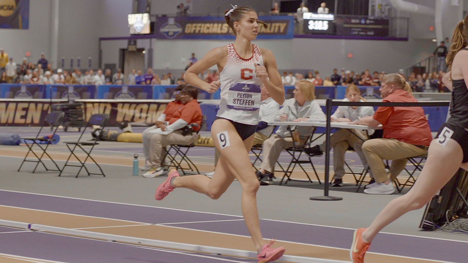 Peyton Steffen chasing down the opponent