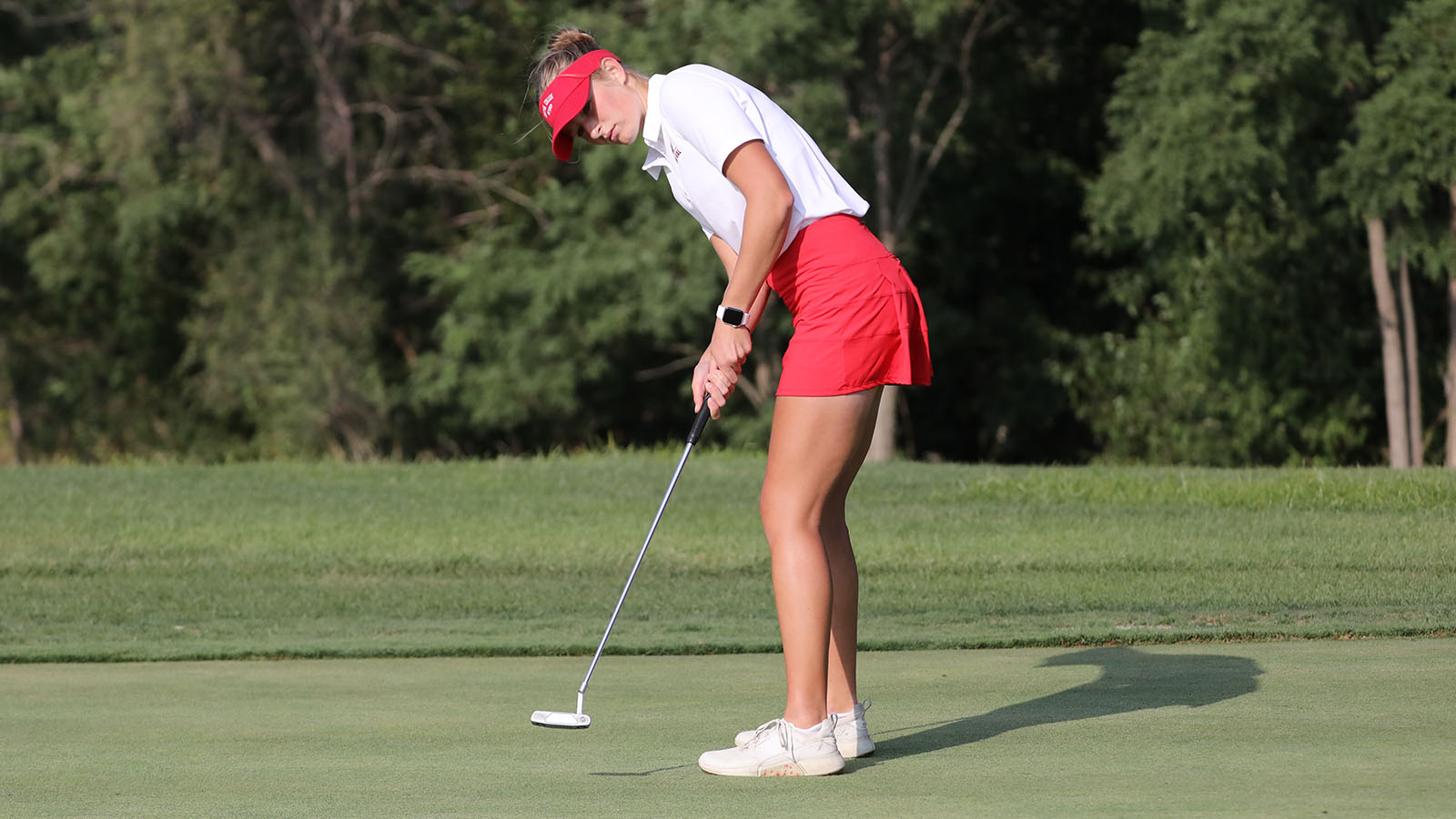 Allie Pfantz with her putter