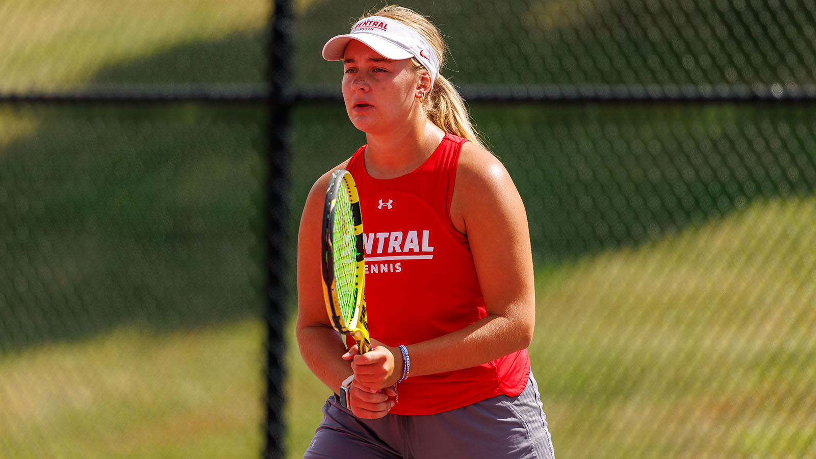 Gano waiting for serve against Simpson