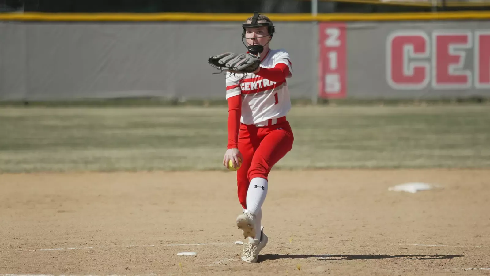 Ella Morse set to throw a pitch