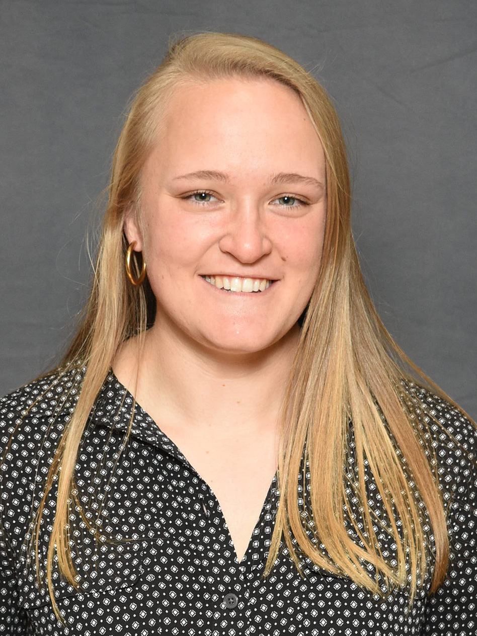 Celia Kline headshot '22-23