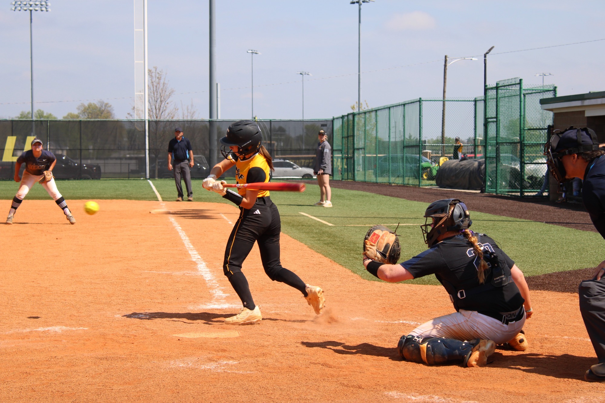 Brinley Muller swinging