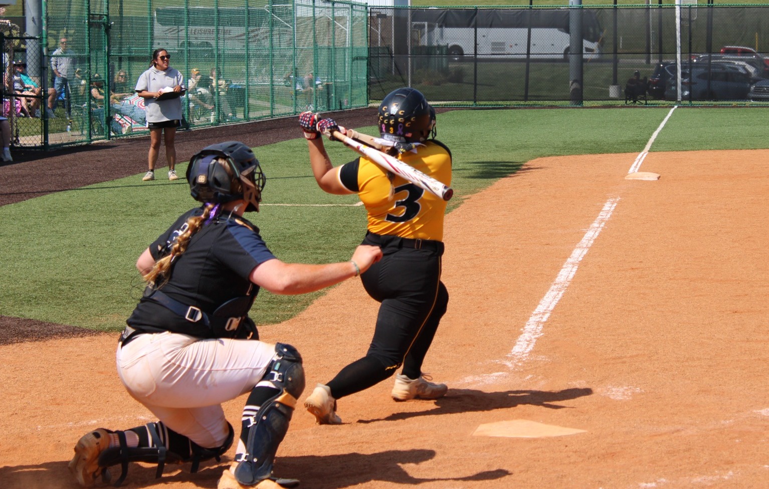 Layne Ogle swinging