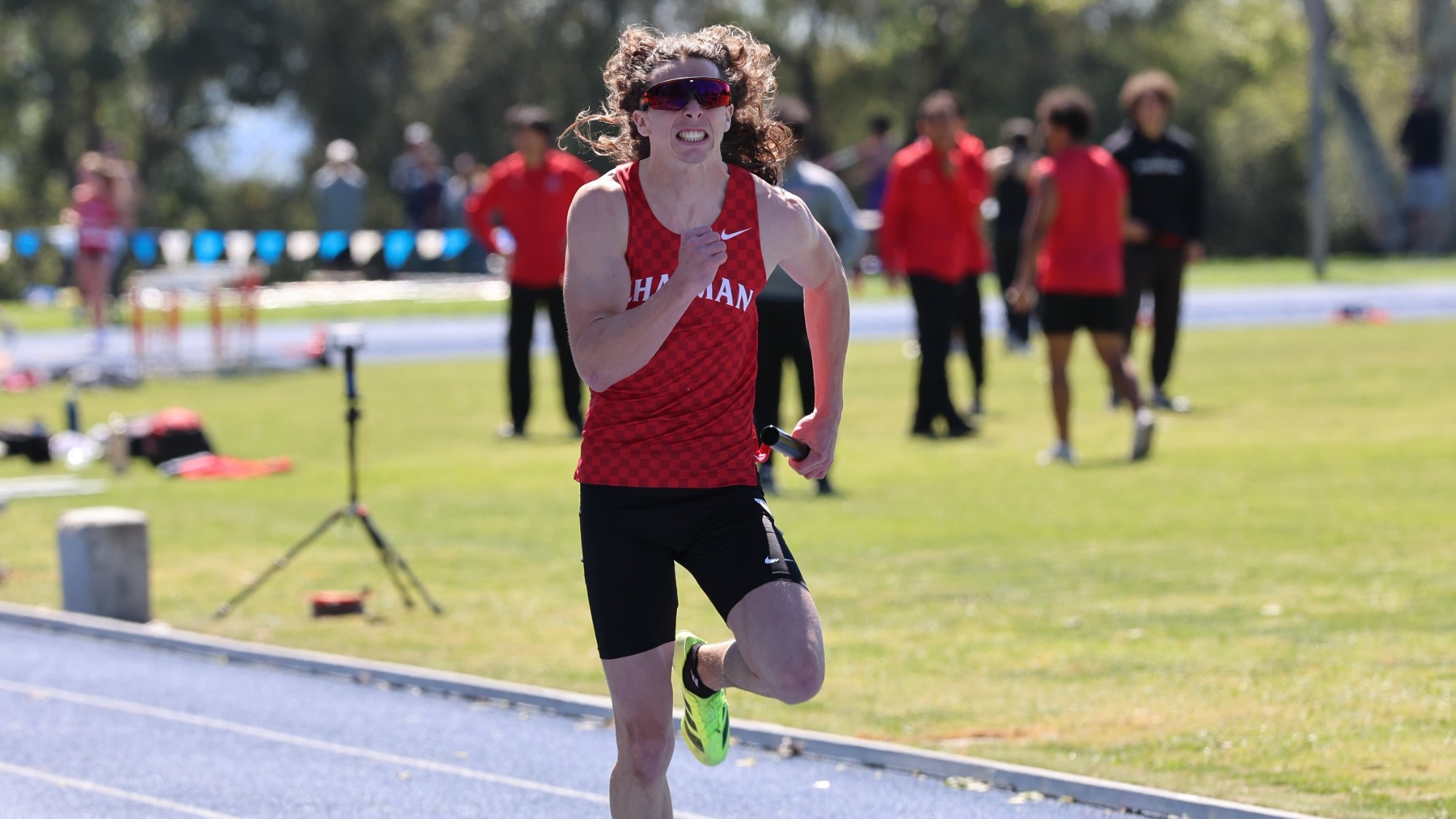 Wyn Smoole sprints down the track.