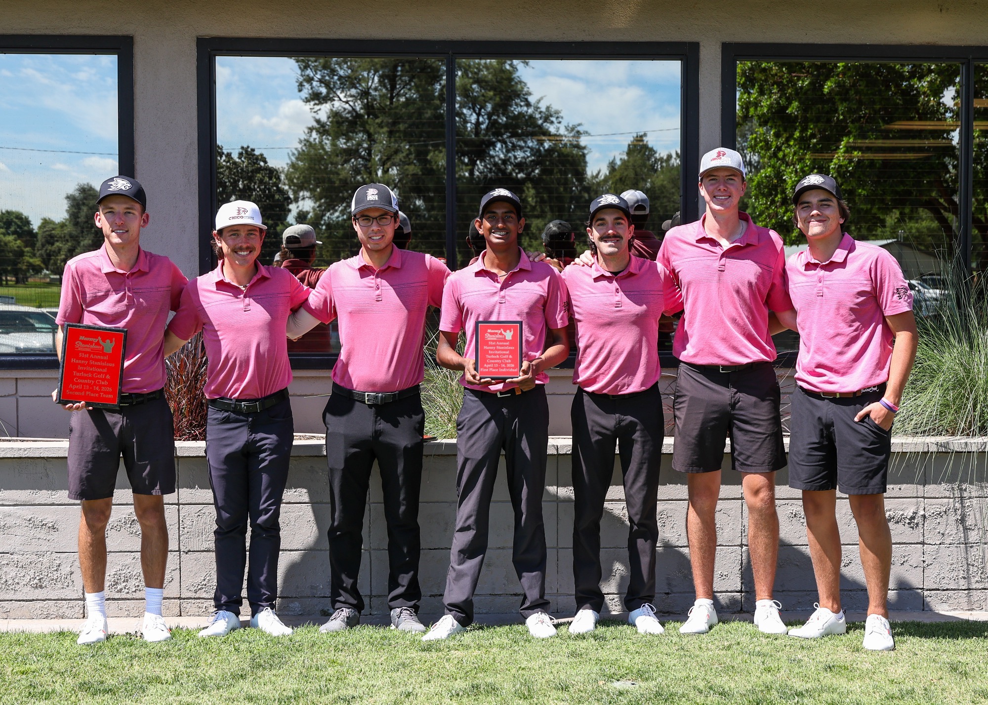 Chico State men's golf posing with finalist plaque at the Hanny Stanislaus Invite 2026