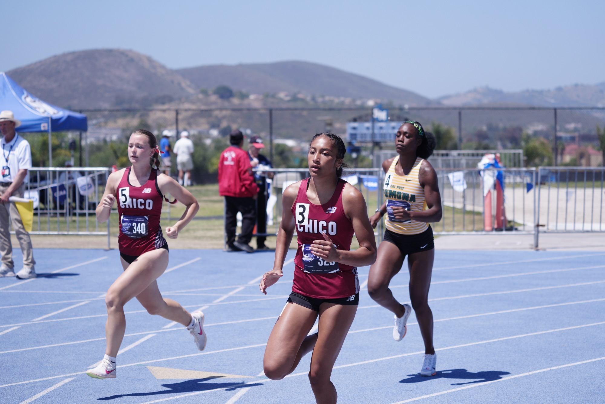 Laila Florvilus running in the 800m race at the CCAA Championships in San Marcos 2026