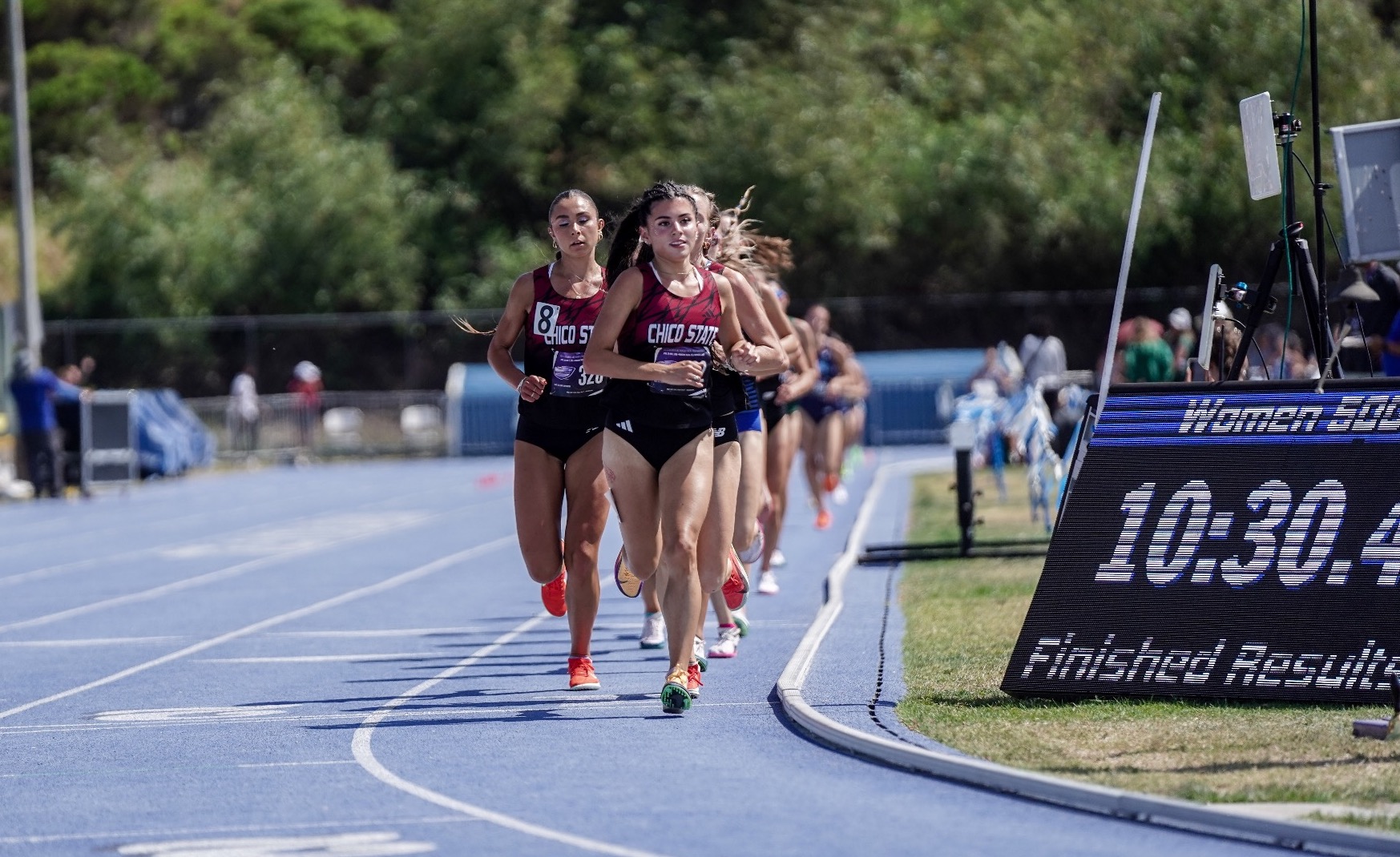 Iresh Molina at the 2026 CCAA Championships in the 5000m