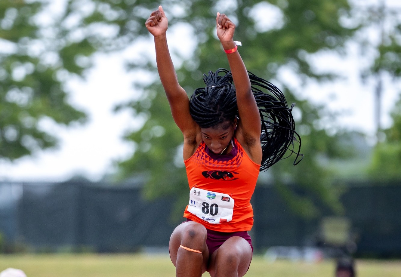 Jhnyia Knuckles at USC 