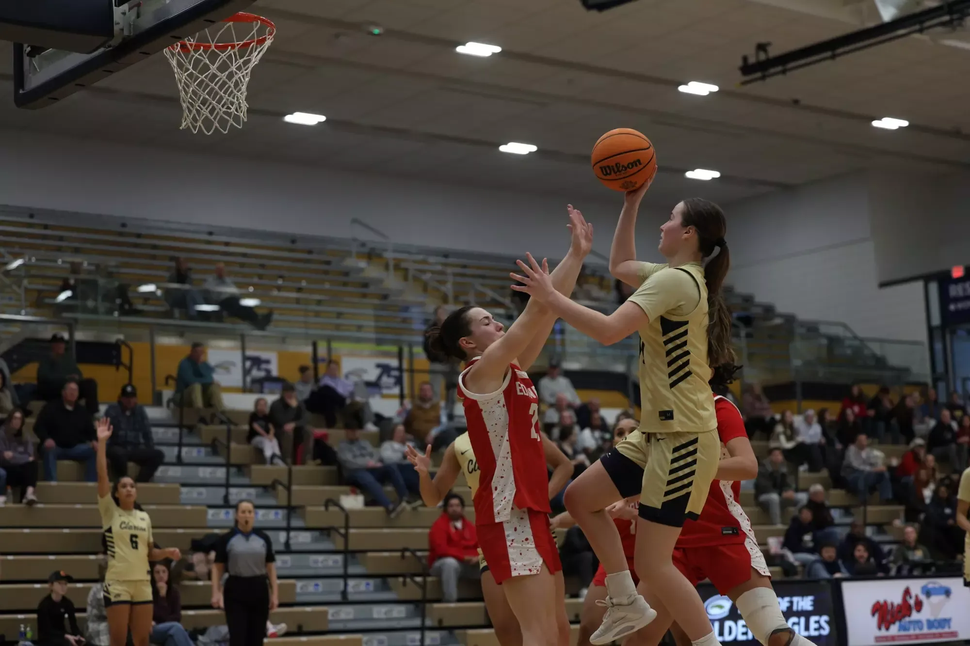 Kendall Berger Floater vs. Edinboro