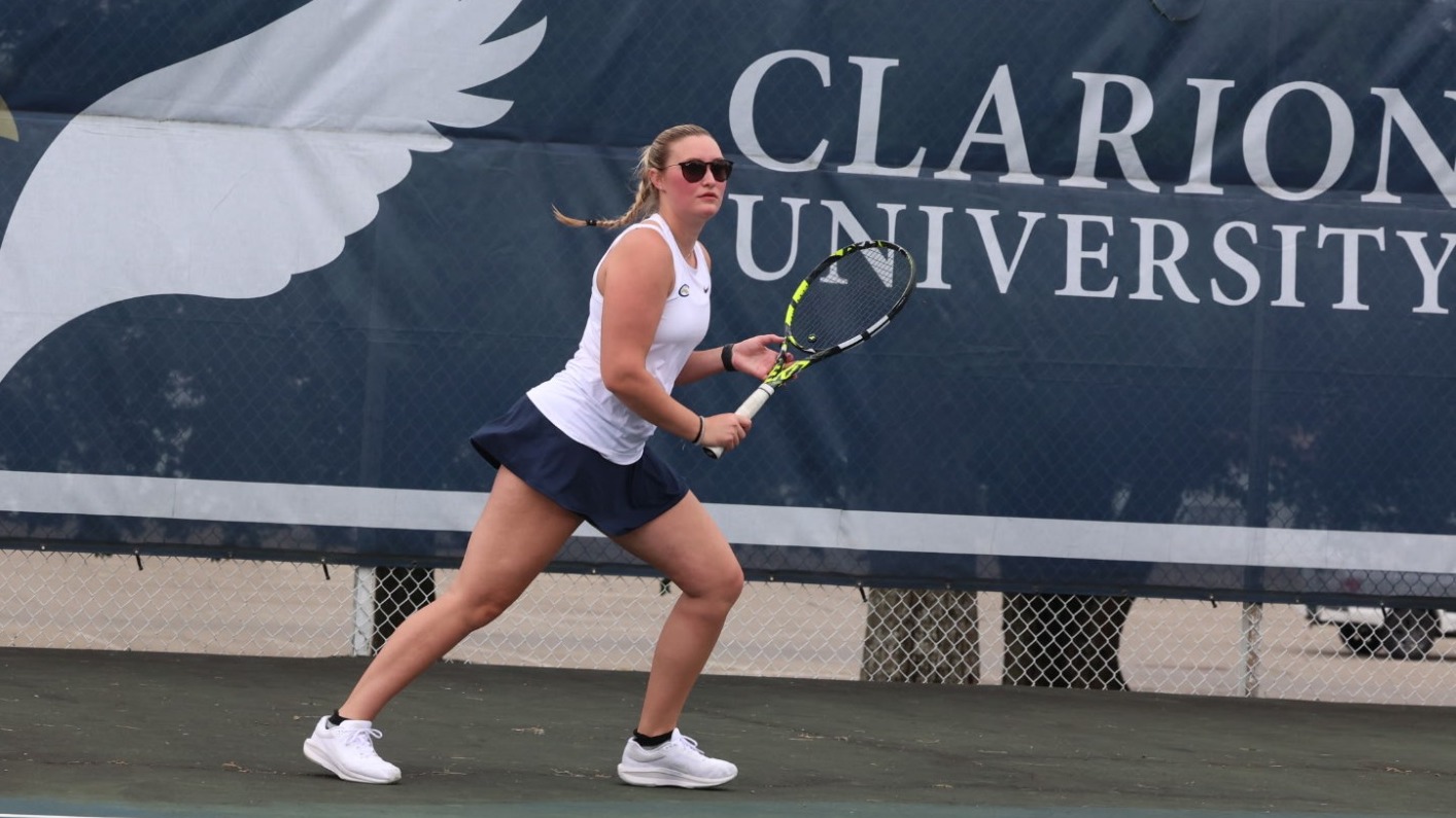 chloe albrecht tennis vs penn state altoona