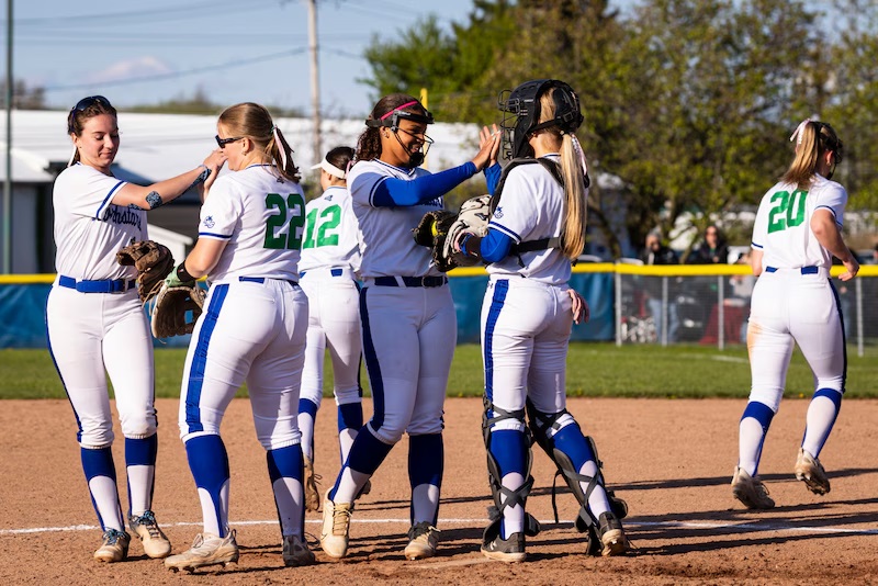 CNS Softball Vs Central Square