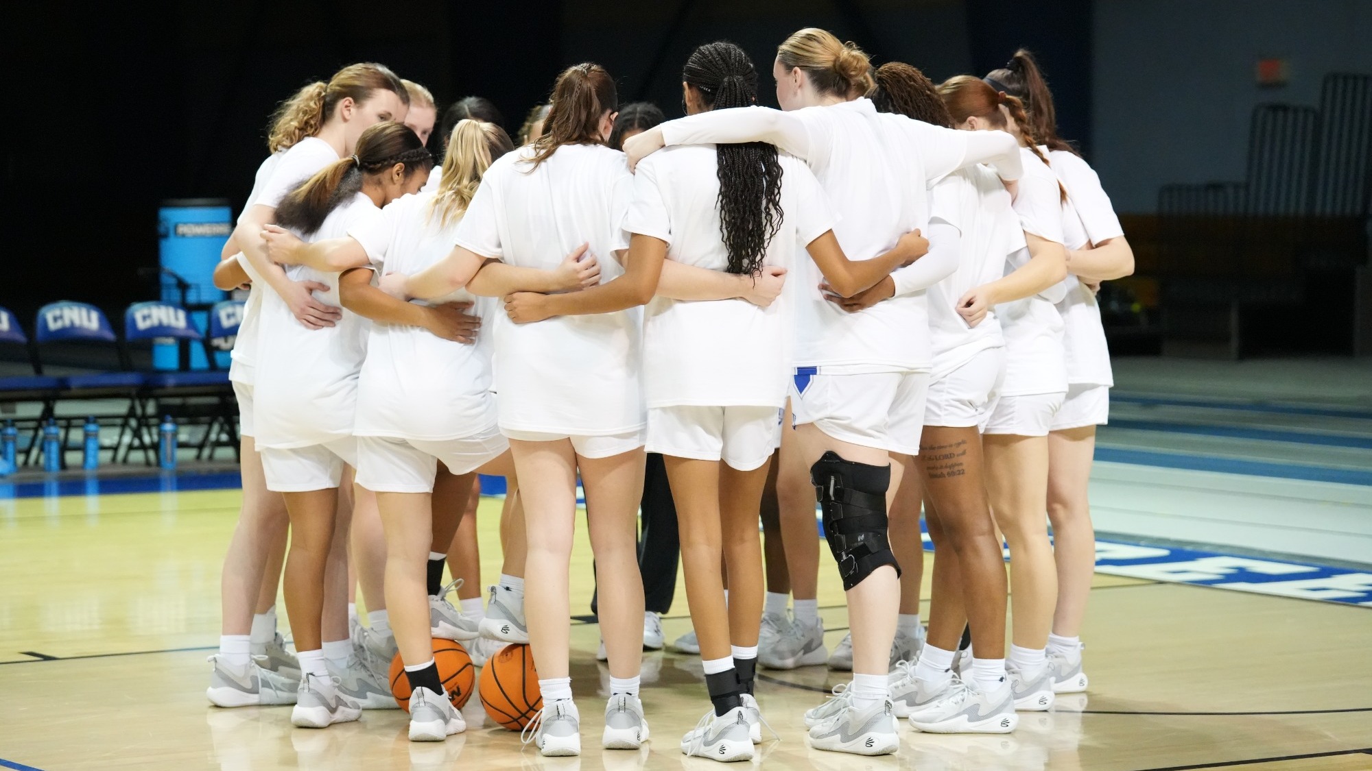 CNU WBB Huddle