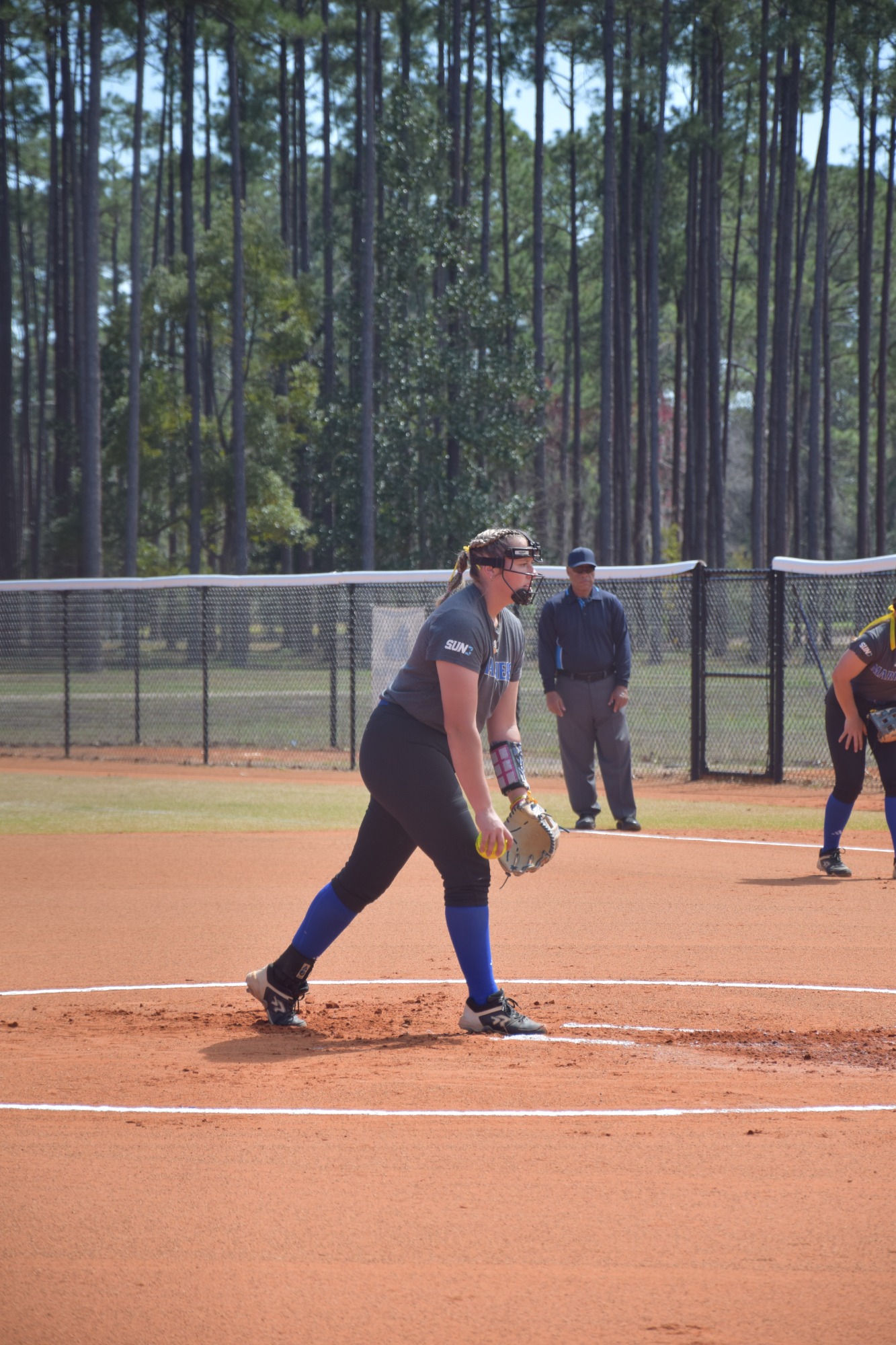 Softball vs FMU