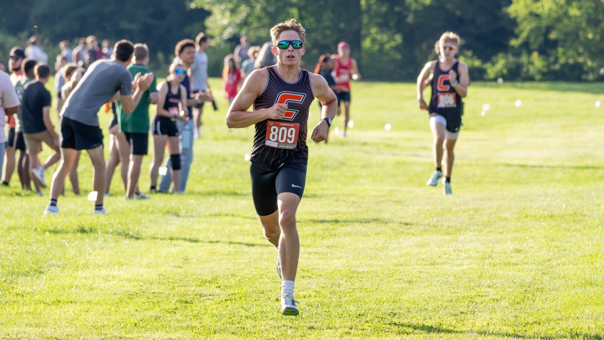 Cobleskill men's cross country Ried Starks-Swotkewicz running at Oneonta