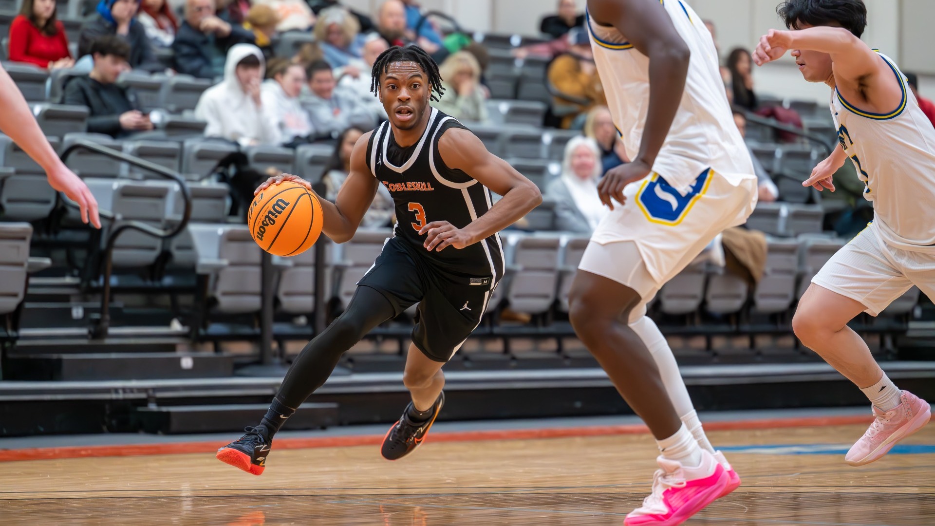 Wilder Jr. against UMPI at home