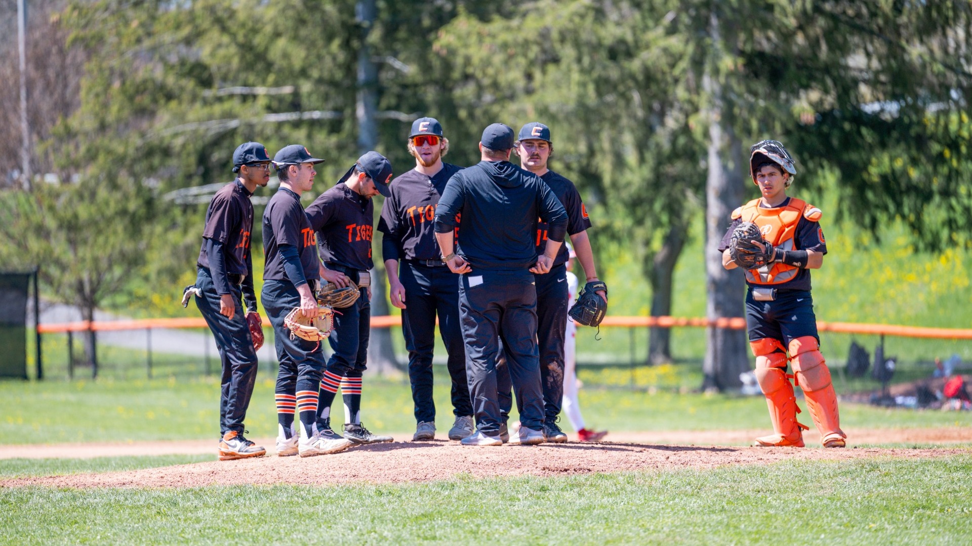 Baseball Huddle 2026
