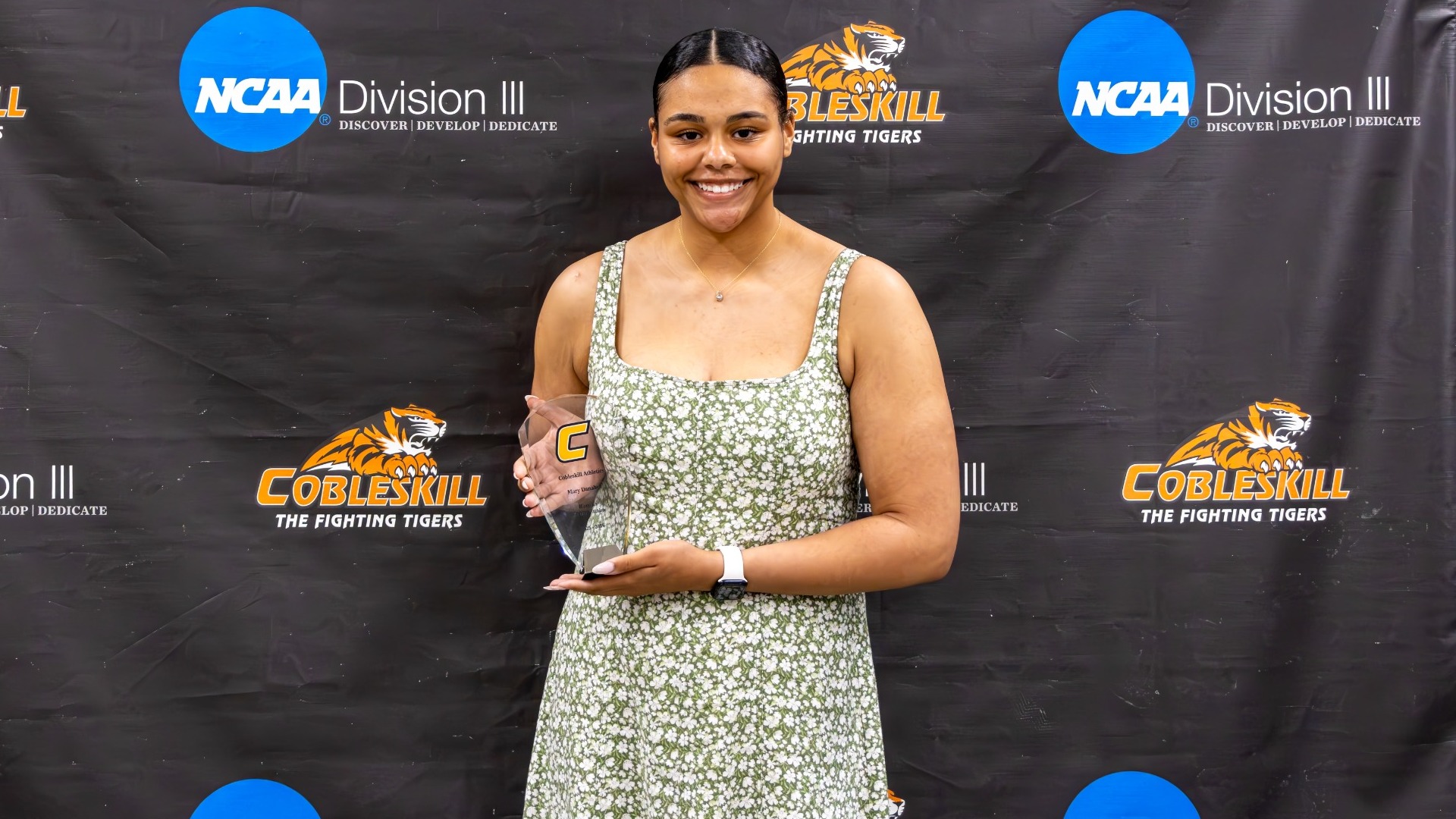Mady Victorin named female scholar of the year 2026