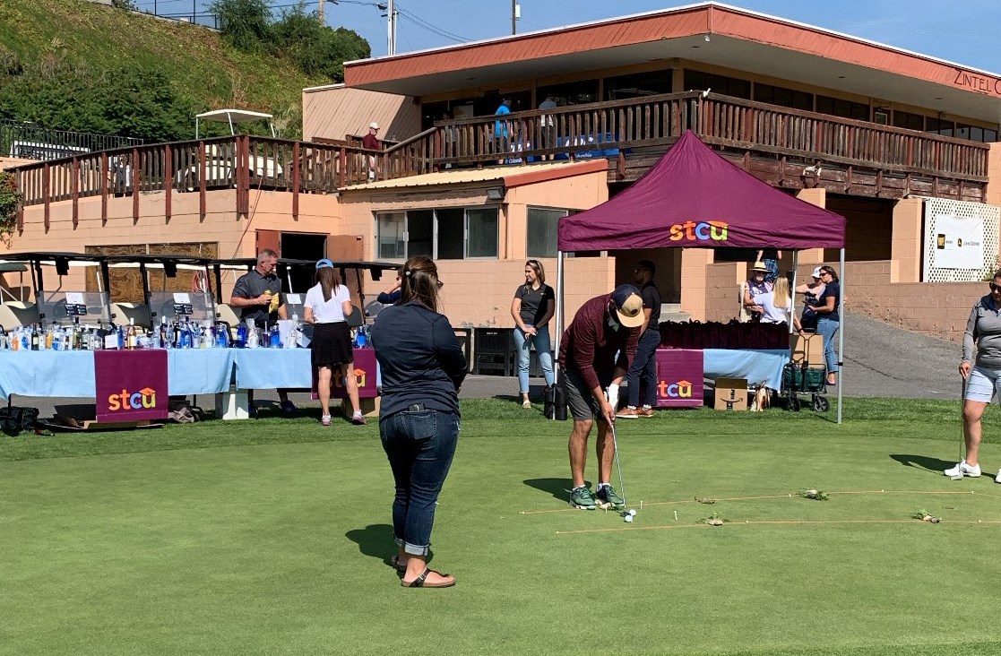 2022 foundation golf tournament action