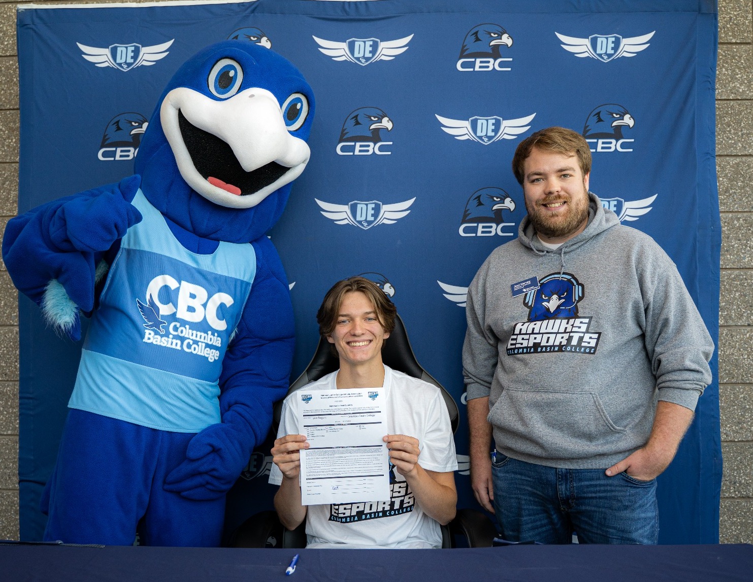 Tyce Rogers signing 2