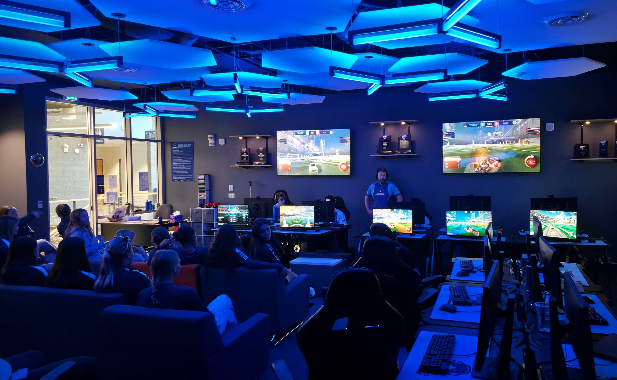 Esports December 15, 2025