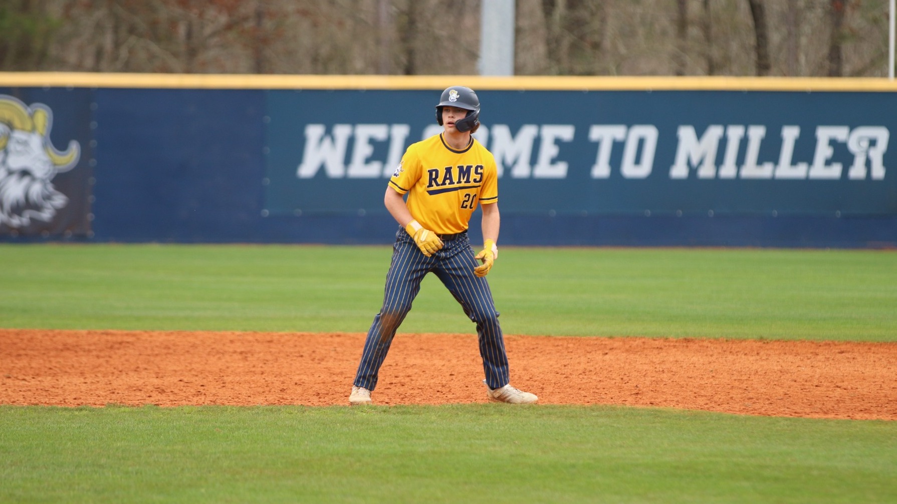 Aaron Guthrie takes a lead off of second base
