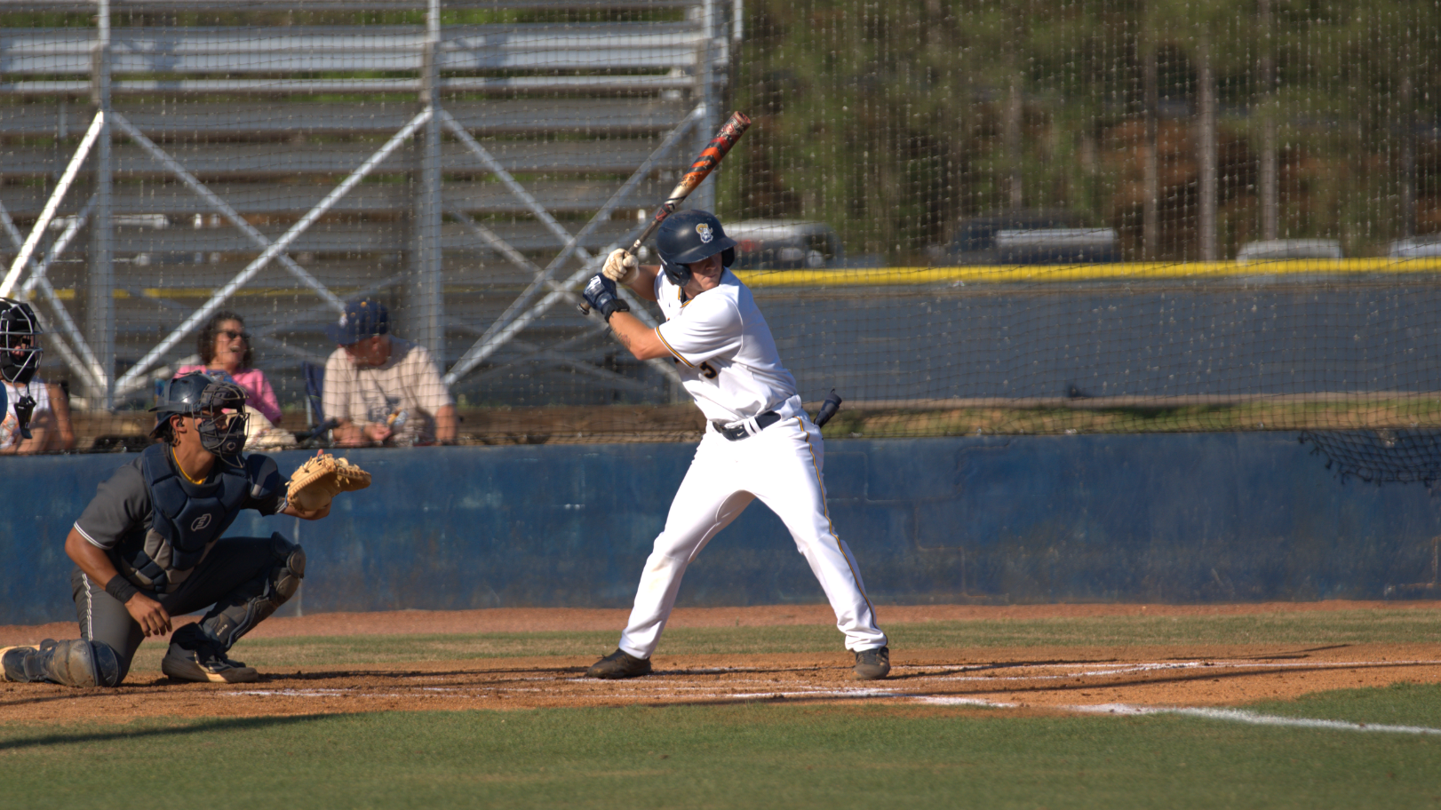 Daniel Sidoti loads for a pitch in the box 