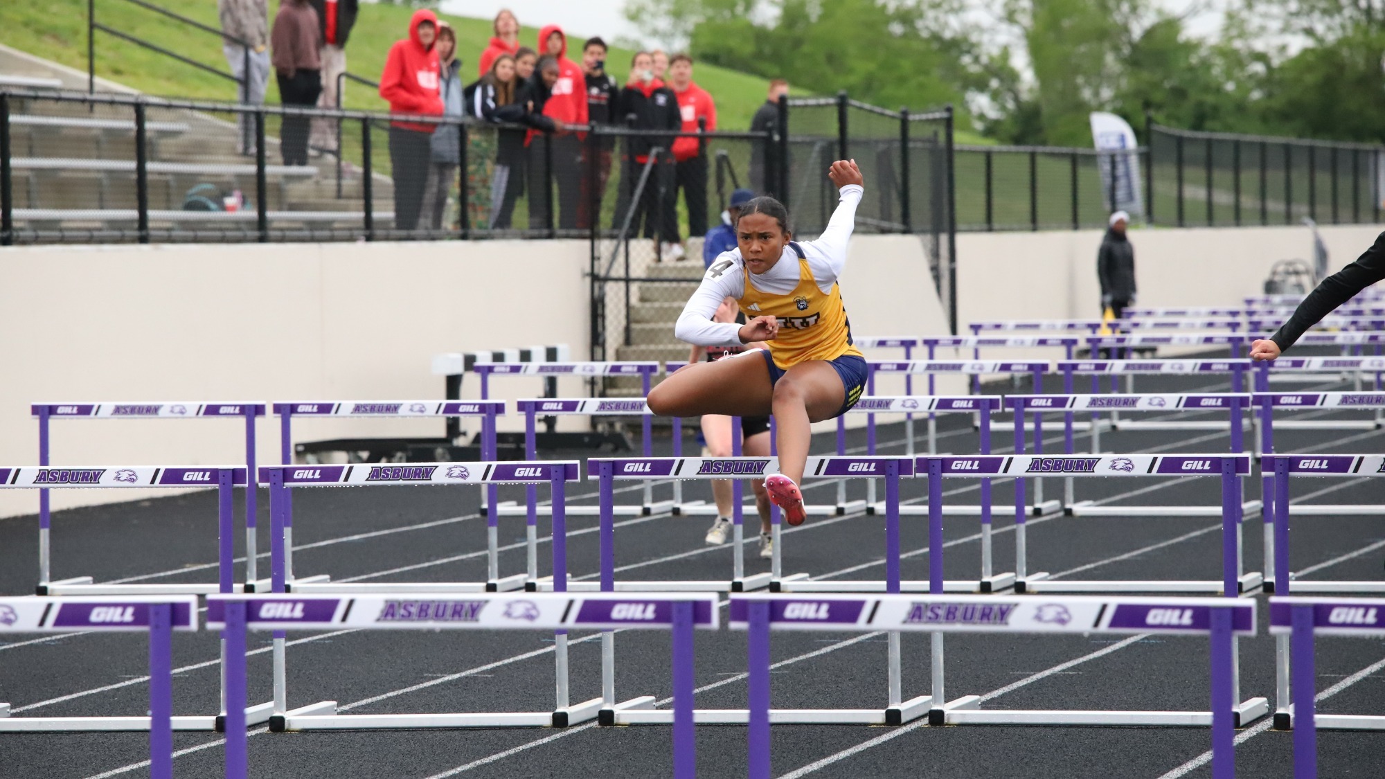 Mciahela Oglesby competes in the haptathlon 
