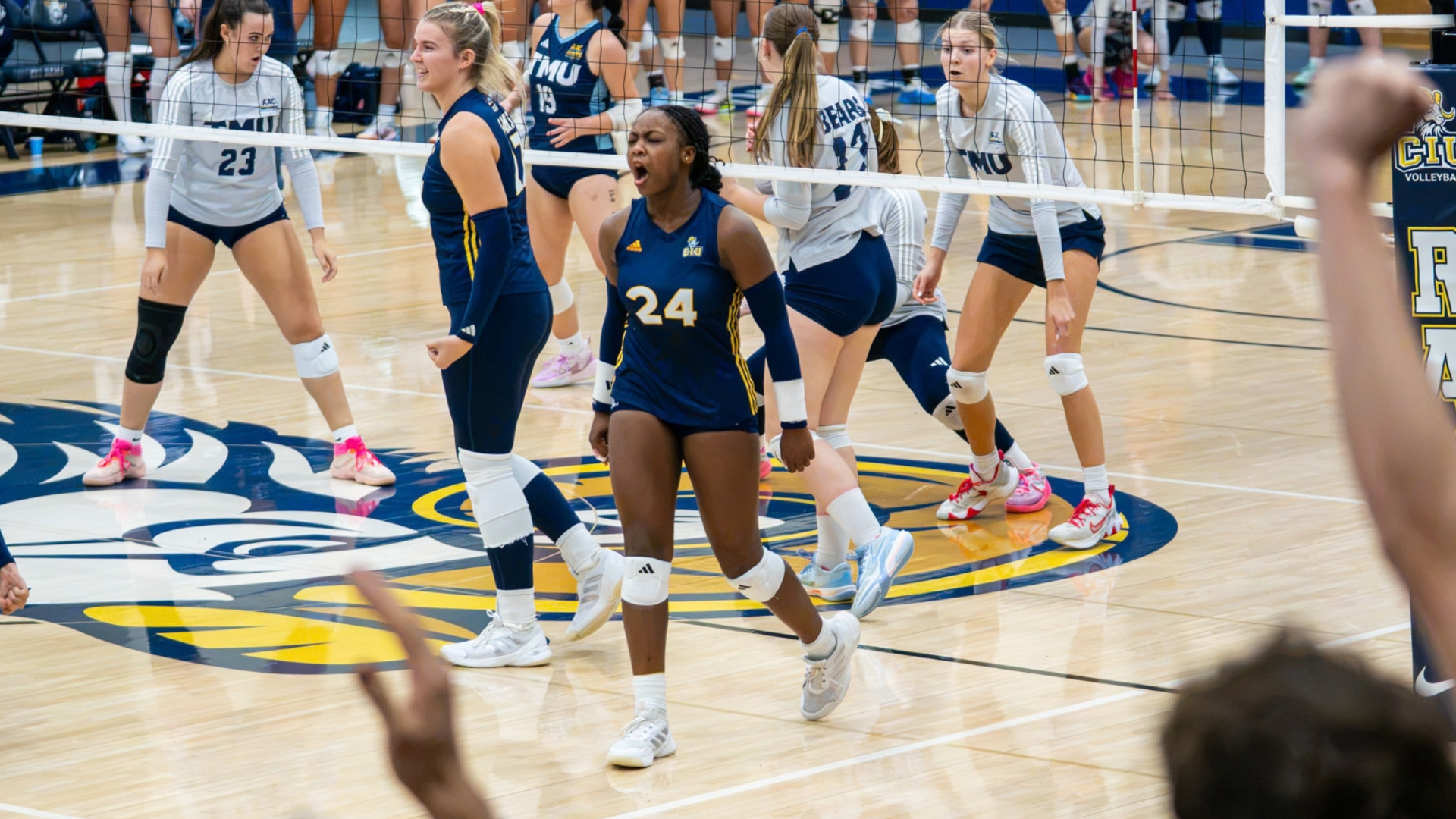 Zcearia celebrates a kill