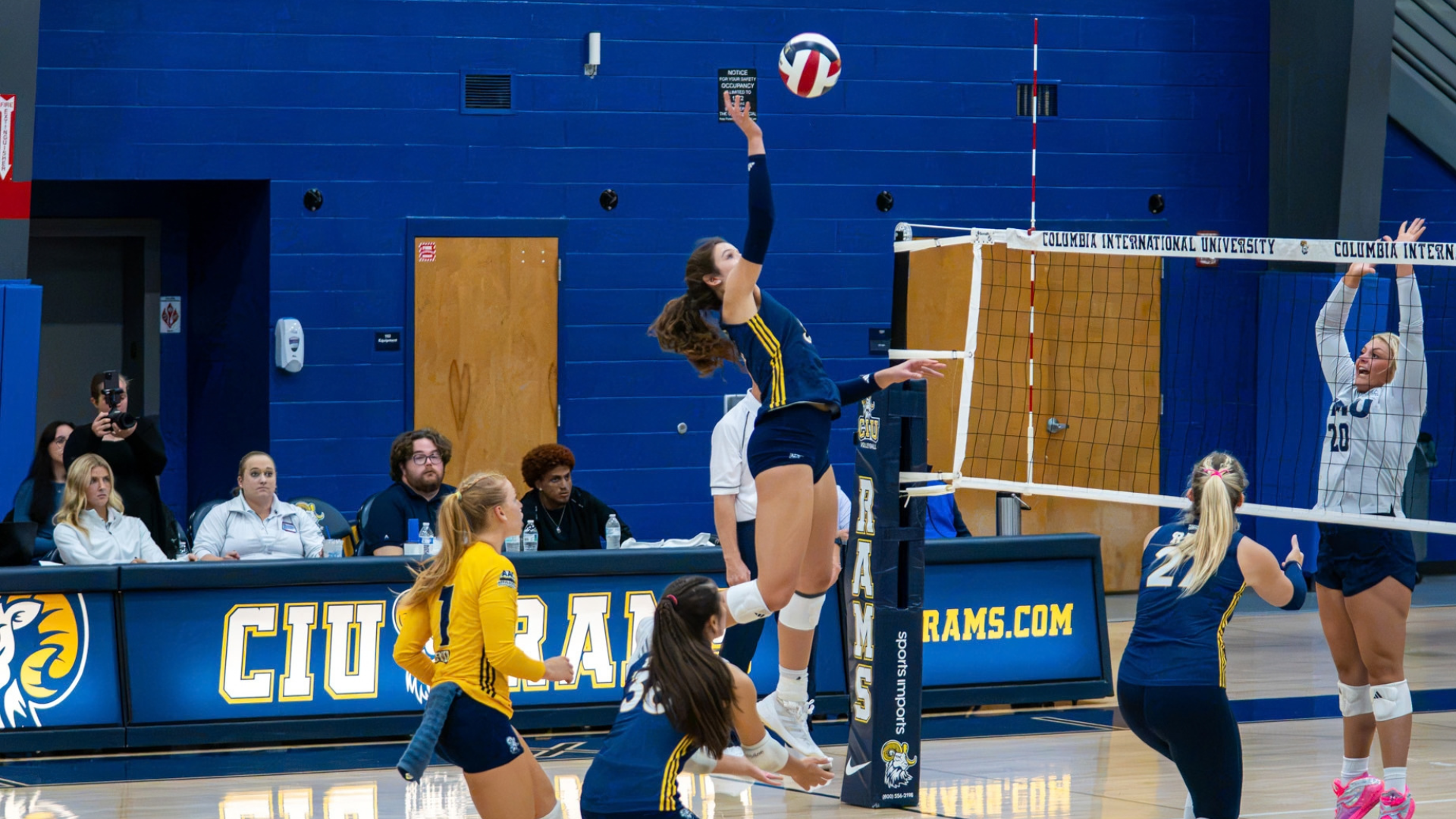 Mary Norwood attack the ball