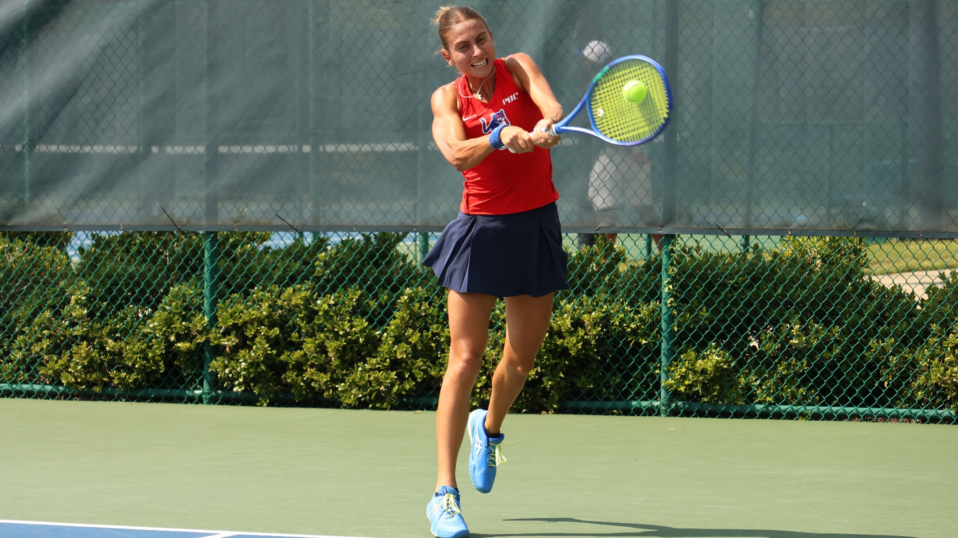 Laura Pesickova 02.06