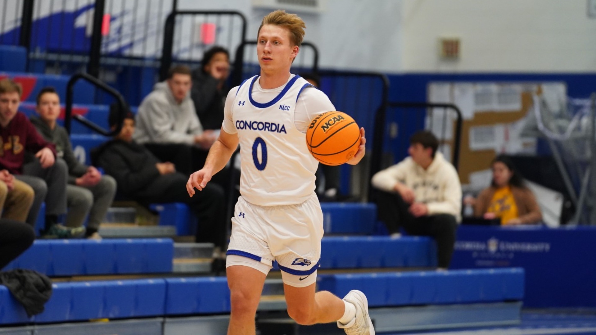 Casey Vehangen with the ball