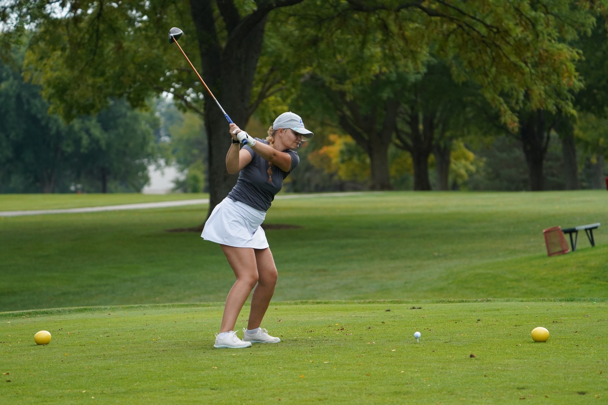 women's golf