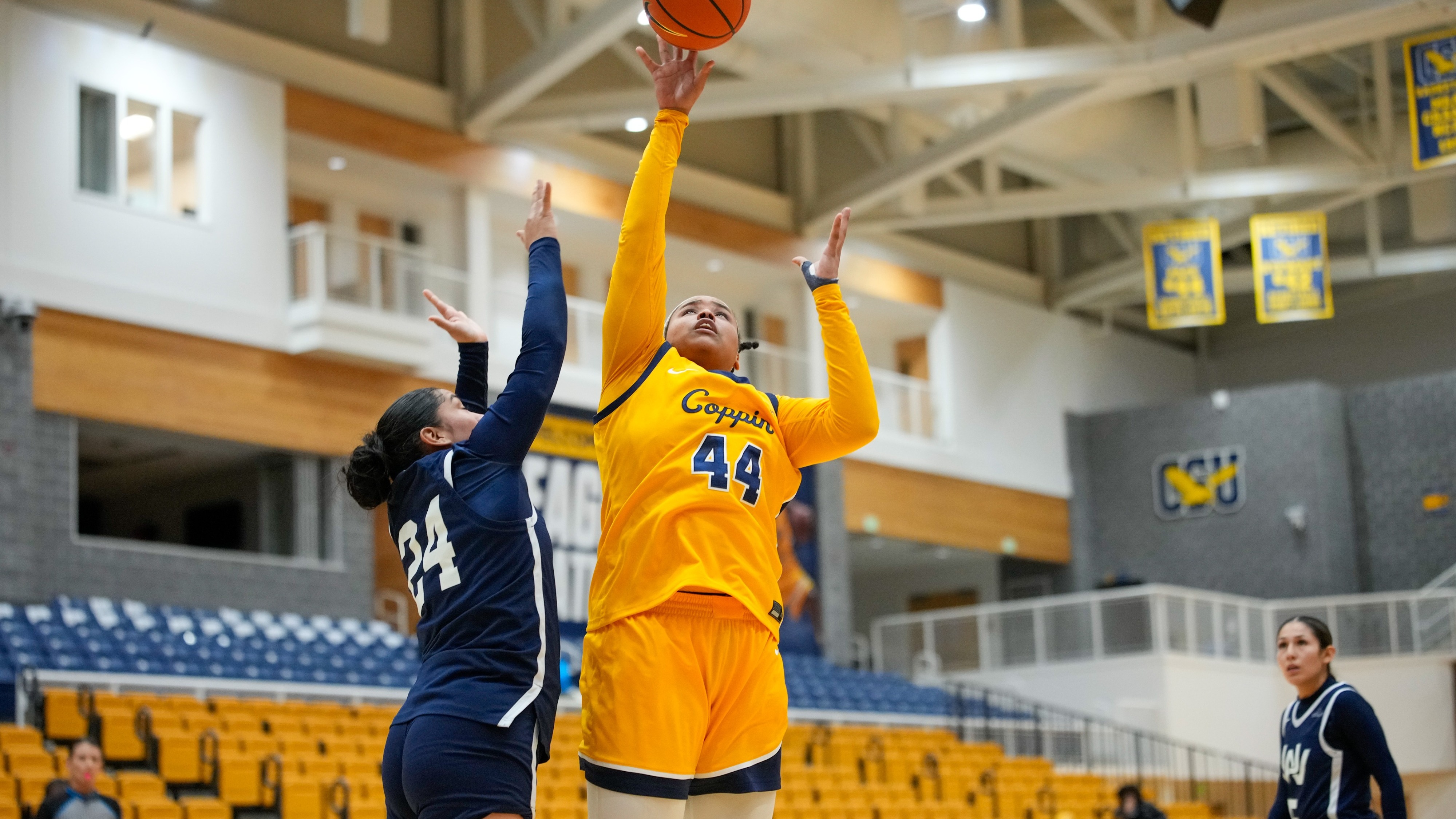 Sosa layup vs Washington Adventist