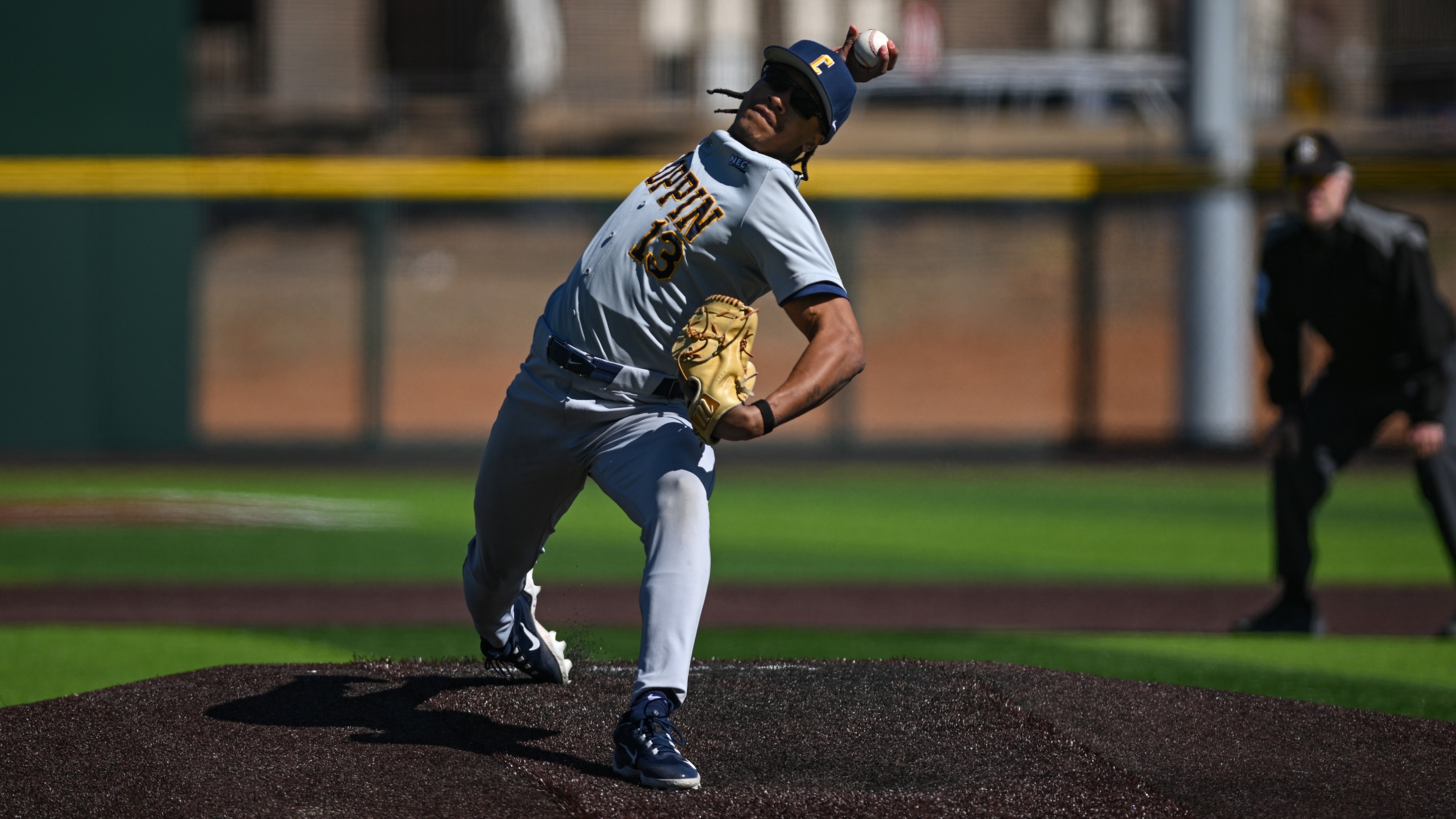 Stephens delivers pitch vs Oklahoma