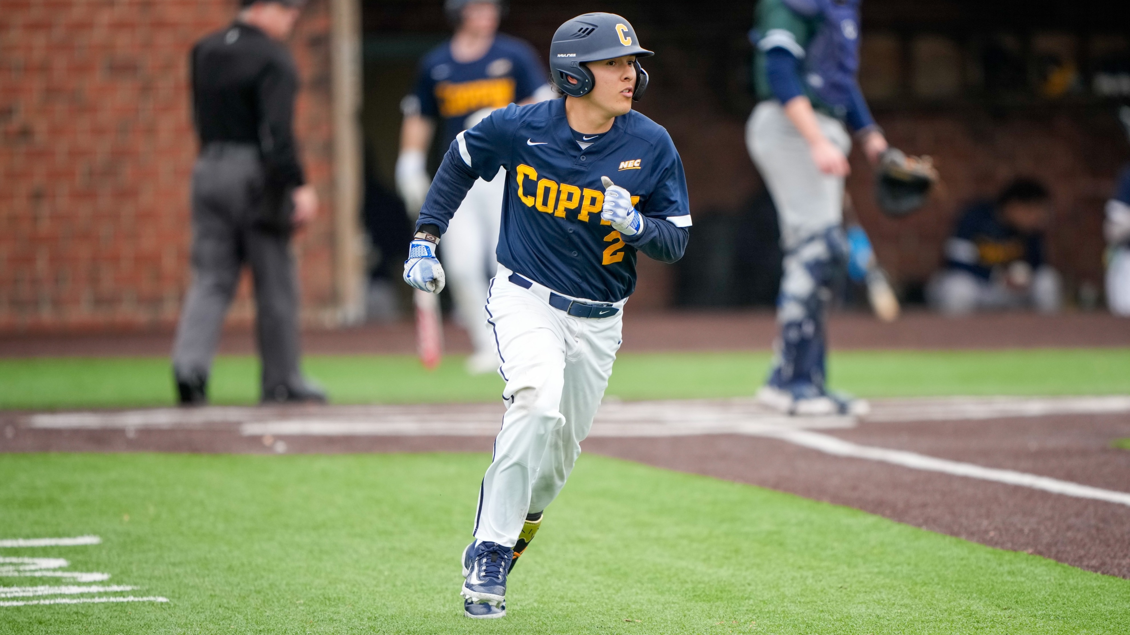 Hurtado runs to 1st after driving in a run