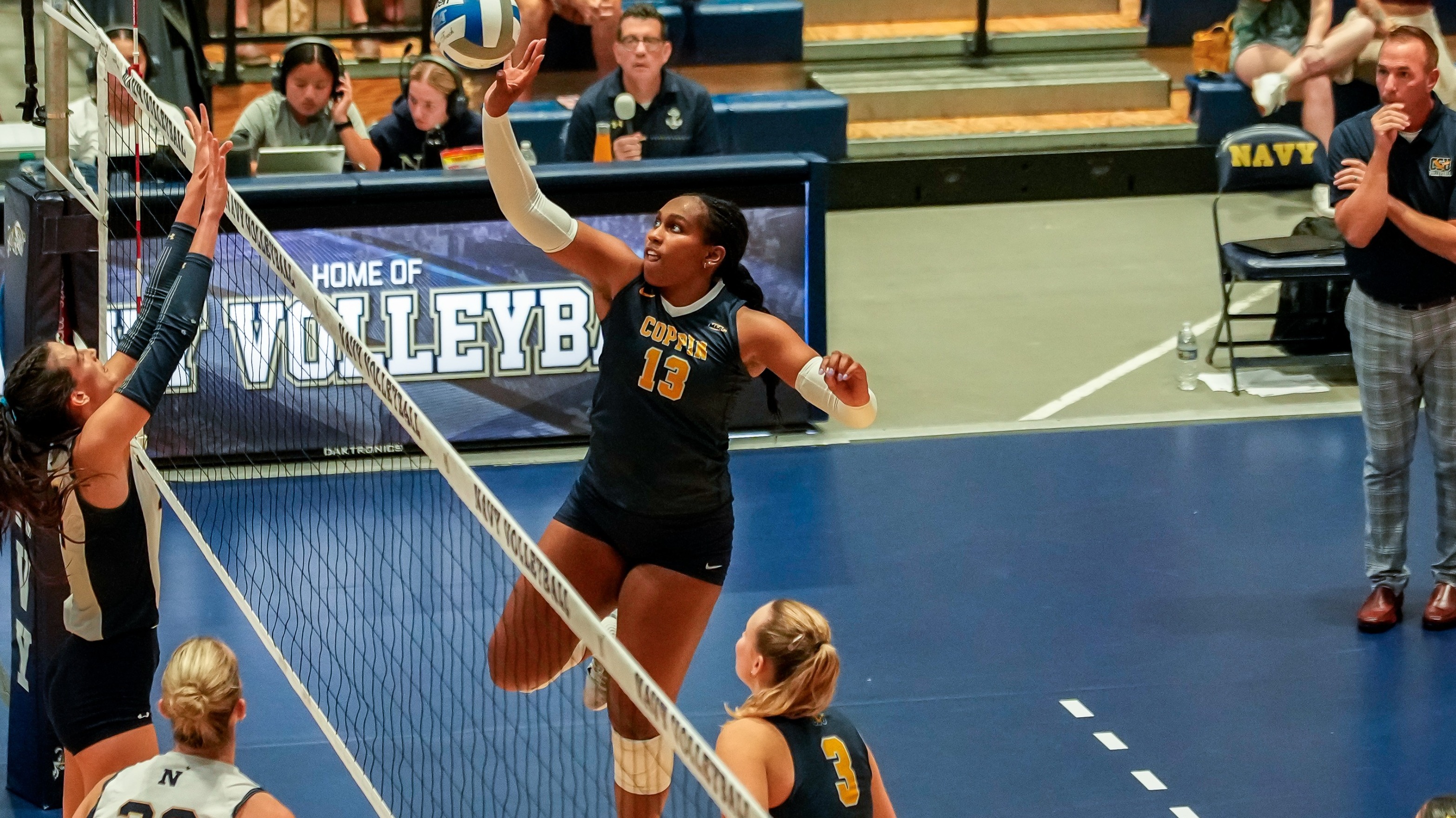 Minta with the tip for kill at Navy