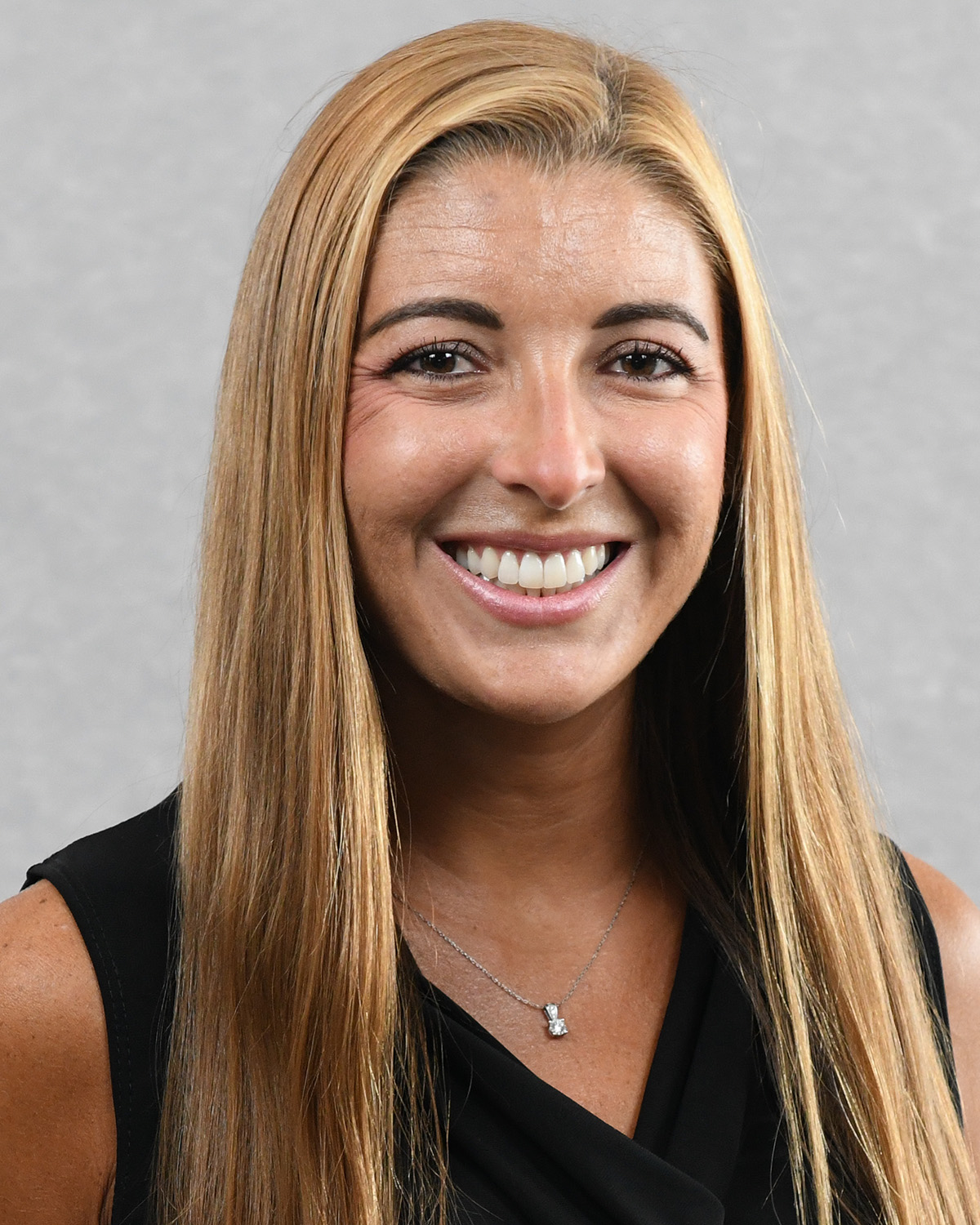 Carolyn Meier, 2021 headshot.