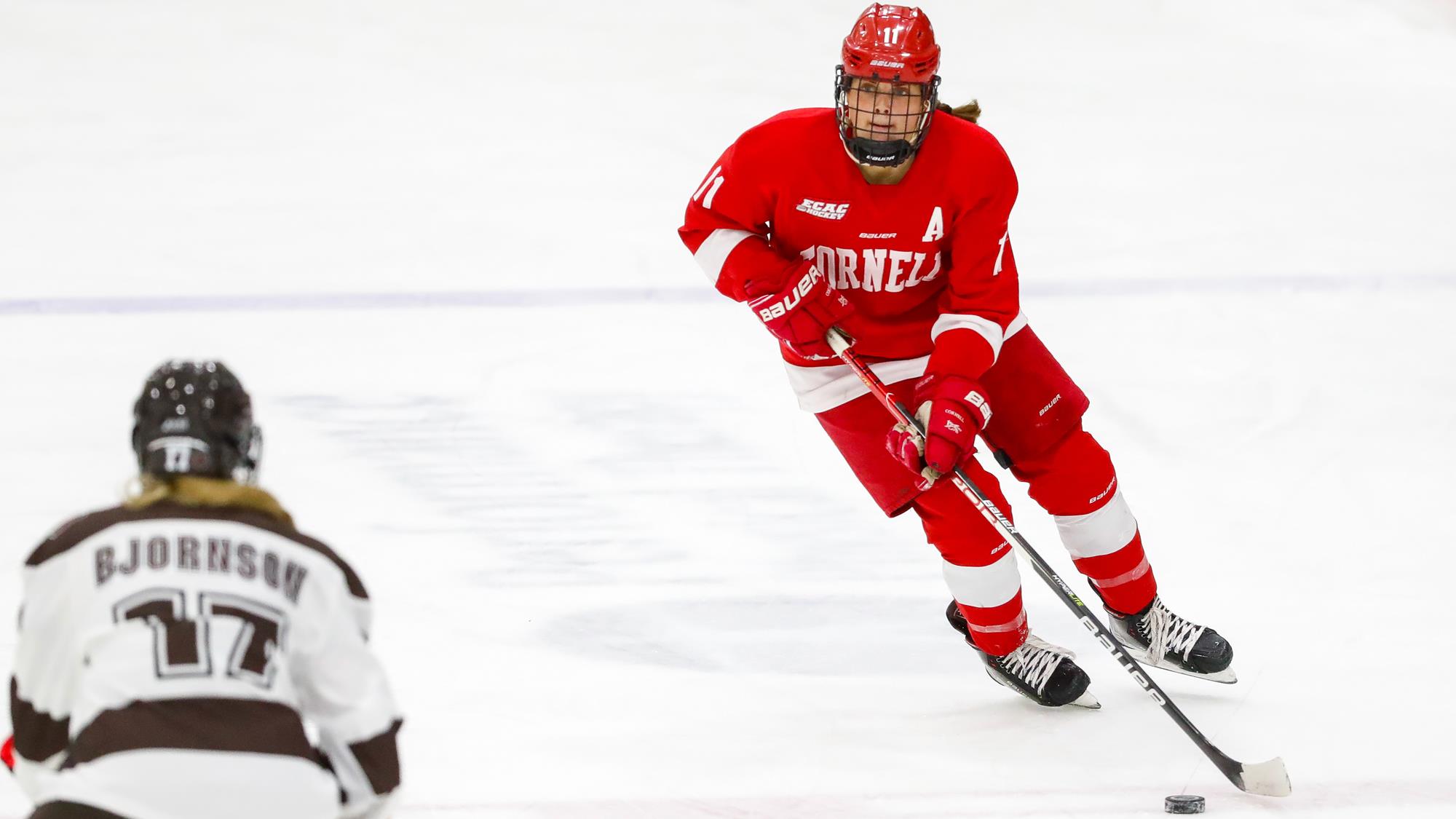 Frechette’s Late Goal Lifts Women’s Hockey to 21 Win over Brown