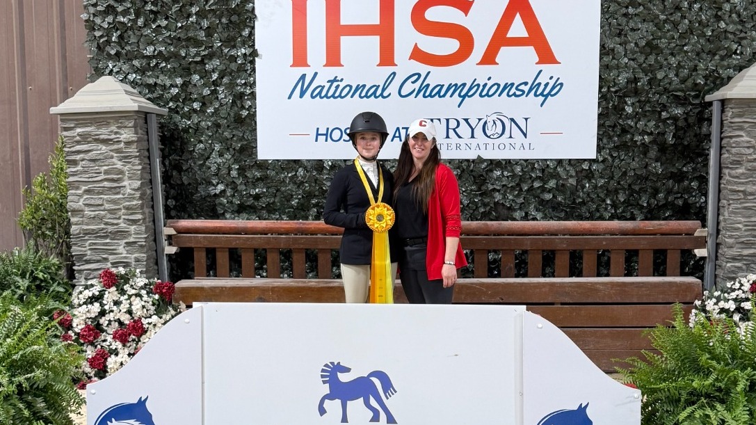 Sophomore Alexa Carey & Head Coach Nicolle Madonna at IHSA Championships 
