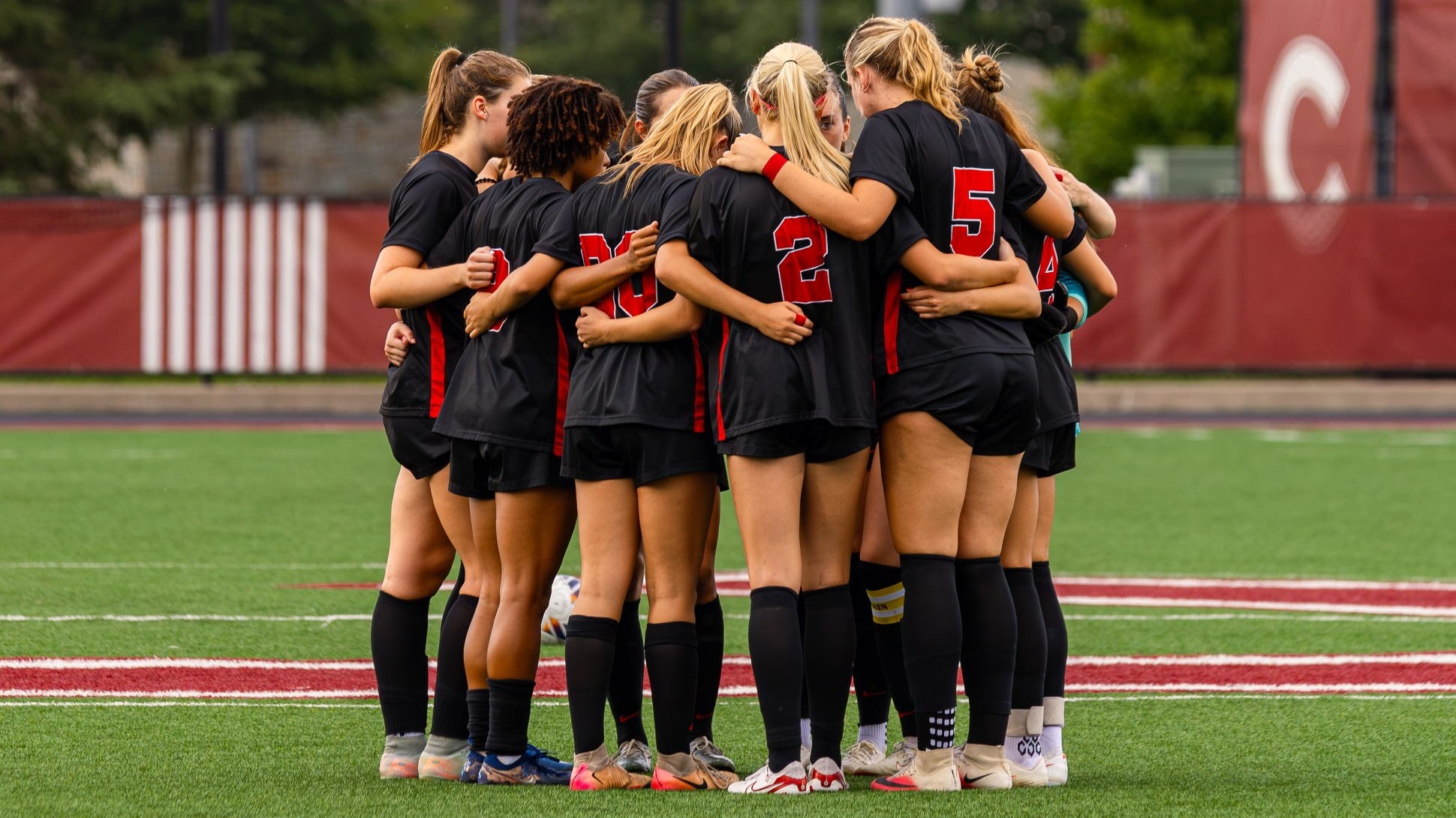 Members of the Cornell women's soccer team huddle during match action against Colgate at Beyer-Small '76 Field in Ithaca, N.Y., on Sept. 3, 2026.