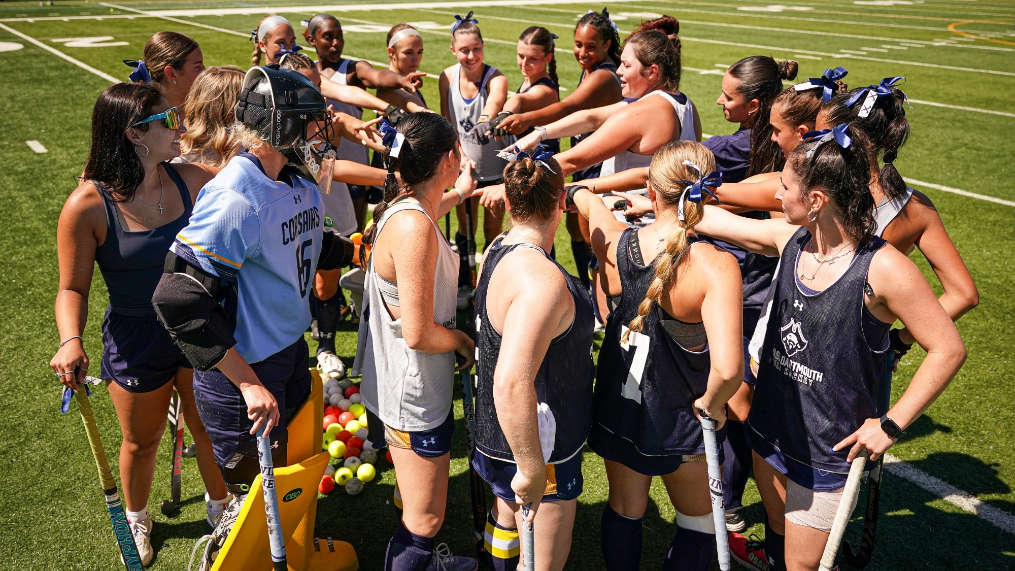 1101_FH_vs_ECSU_Huddle_Web